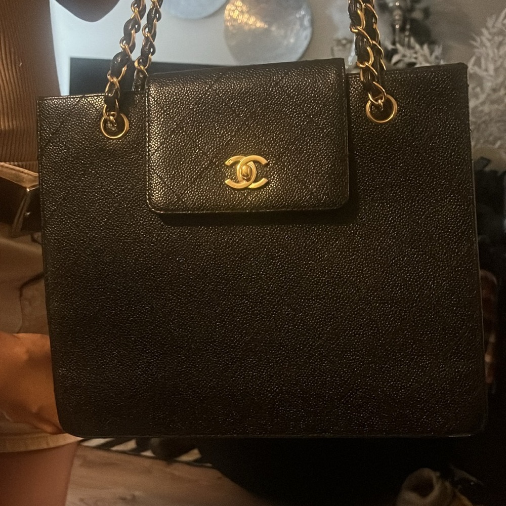 Chanel, Vintage Quilted Caviar Bag, Interlocking CC, Gold-Tone. Stunning ❣️ - Picture 11 of 13